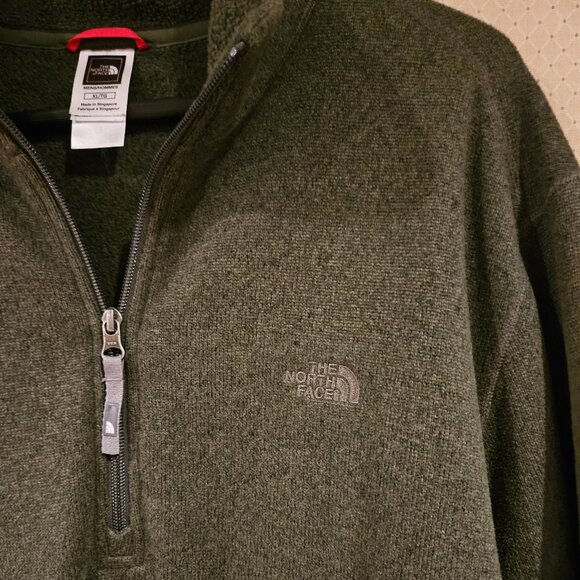 The North Face Quarter-Zip Pullover – Heathered Olive | Outdoor Essential - Picture 4 of 6